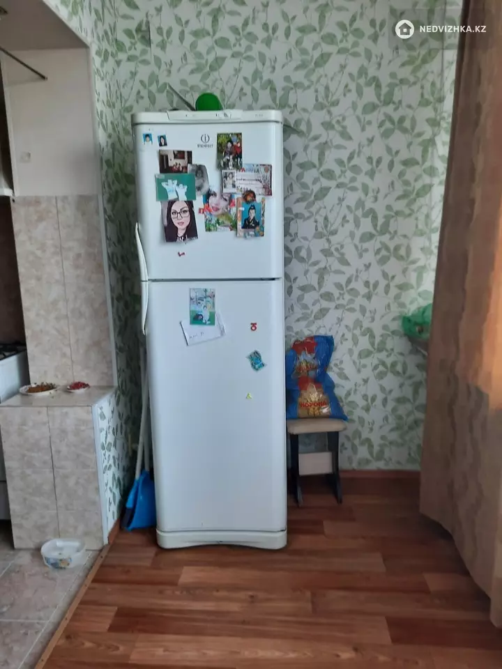 3-комнатная квартира, этаж 4 из 5, 70 м², фотография 3