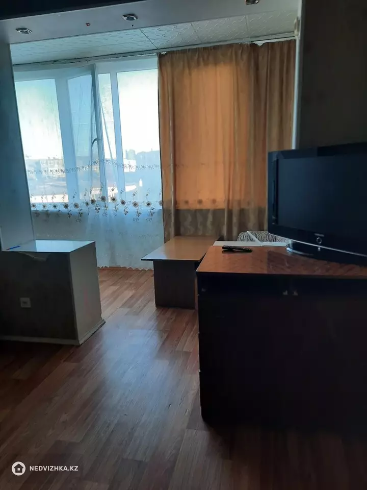 3-комнатная квартира, этаж 4 из 5, 70 м², фотография 5