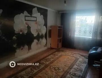 1-комнатная квартира, этаж 1 из 5, 32 м², На длительный срок