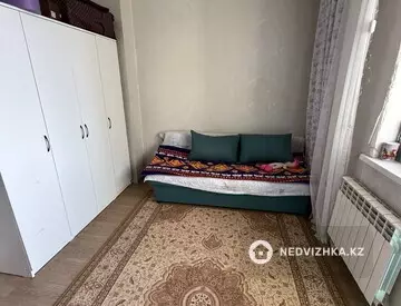 2-комнатная квартира, этаж 5 из 11, 39 м², миниатюра 1