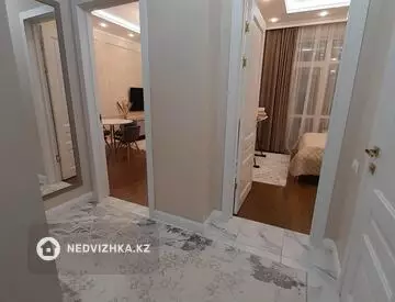 2-комнатная квартира, этаж 14 из 14, 51 м², Посуточно, миниатюра 10