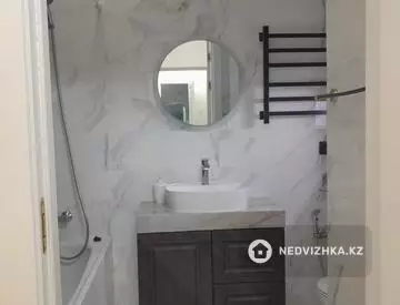 2-комнатная квартира, этаж 14 из 14, 51 м², Посуточно, миниатюра 12