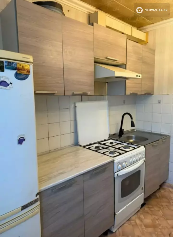 3-комнатная квартира, этаж 4 из 9, 68 м², фотография 3