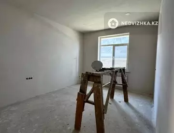 4-бөлмелі үй, 6 соттық, 182 м², 12-нобай
