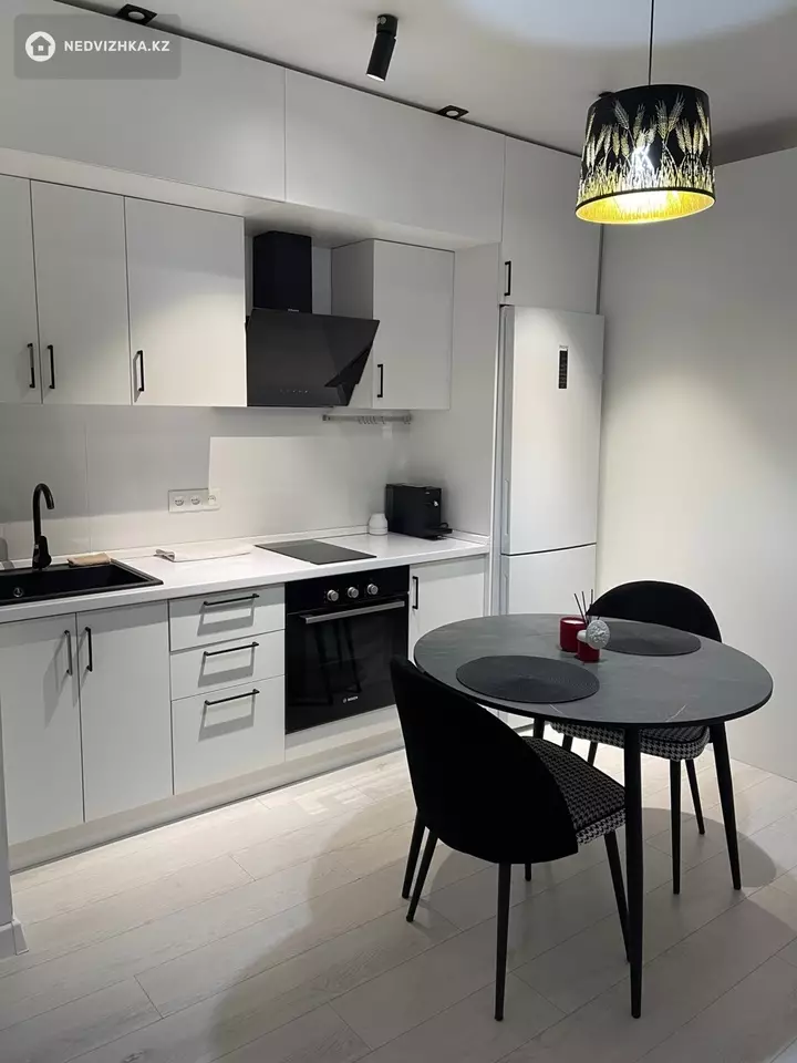 1-комнатная квартира, этаж 5 из 10, 30 м², Посуточно