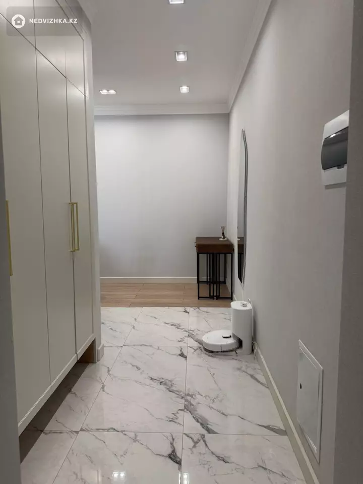 3-комнатная квартира, этаж 10 из 12, 65 м², 4-фотосурет