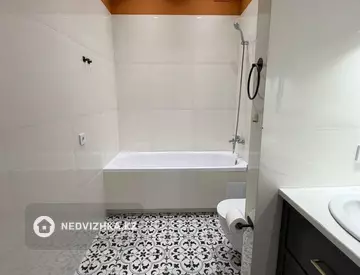 3-комнатная квартира, этаж 10 из 12, 65 м², миниатюра 8