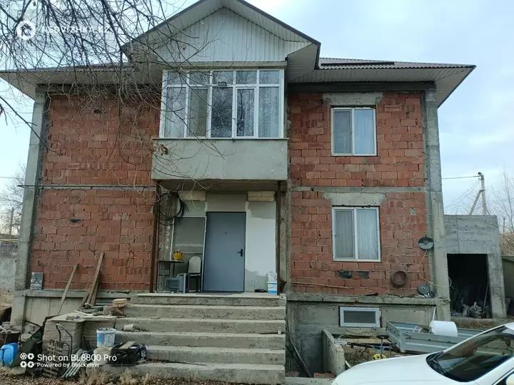 7-комнатный дом, 40 соток, 360 м², фотография 2