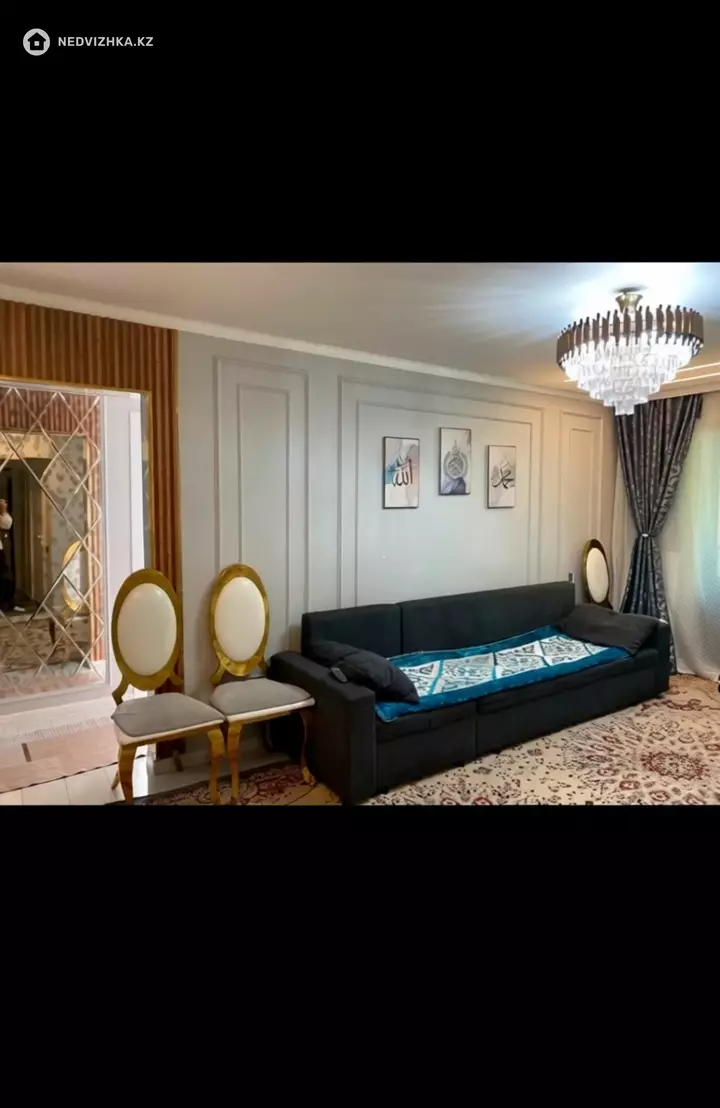 4-комнатная квартира, этаж 5 из 5, 58 м², фотография 2