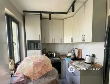 4-комнатная квартира, этаж 5 из 5, 58 м²