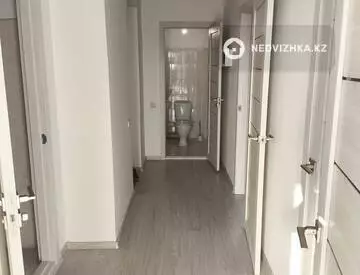 2-комнатная квартира, этаж 4 из 10, 61 м²