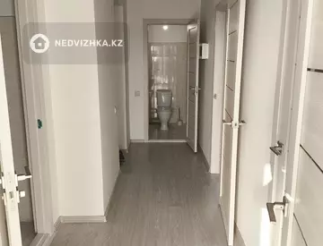 2-комнатная квартира, этаж 4 из 10, 61 м²