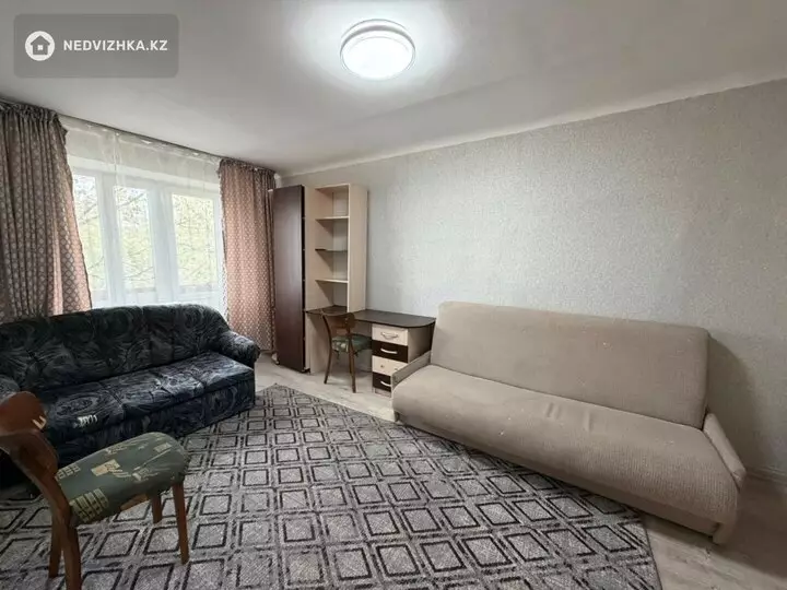 1-комнатная квартира, этаж 4 из 4, 27 м²