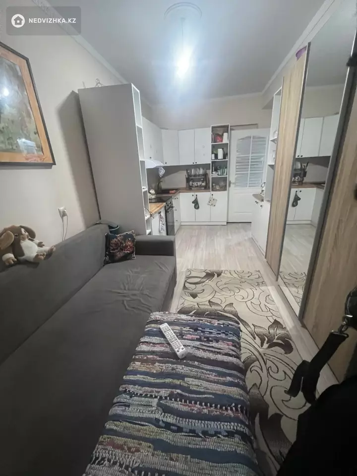 2-комнатная квартира, этаж 5 из 5, 64 м², фотография 4