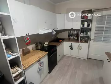 2-комнатная квартира, этаж 5 из 5, 64 м², миниатюра 1