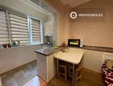 4-комнатная квартира, этаж 4 из 9, 92 м², миниатюра 6