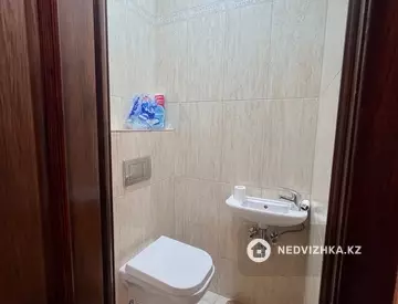 4-комнатная квартира, этаж 4 из 9, 92 м², миниатюра 7
