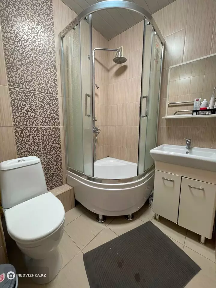 1-комнатная квартира, этаж 5 из 5, 33 м², фотография 2