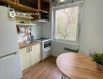1-комнатная квартира, этаж 5 из 5, 33 м²