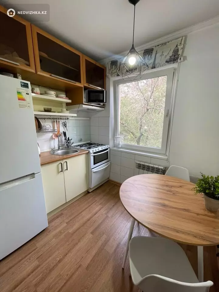 1-комнатная квартира, этаж 5 из 5, 33 м², фотография 4