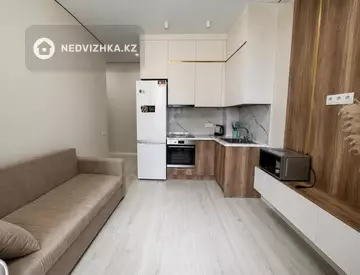 2-комнатная квартира, этаж 4 из 9, 38 м²