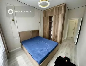 2-комнатная квартира, этаж 4 из 9, 38 м²