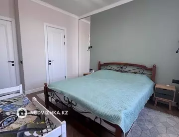 3-комнатная квартира, этаж 4 из 9, 96 м²