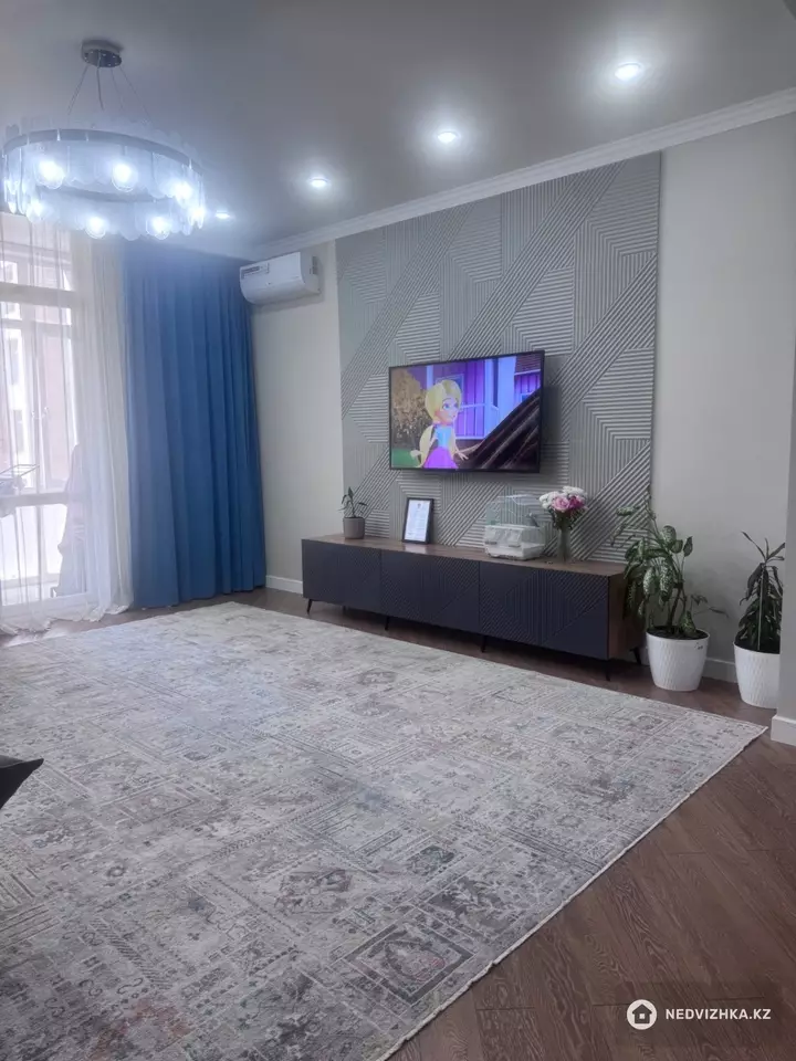 3-комнатная квартира, этаж 4 из 9, 96 м², фотография 4
