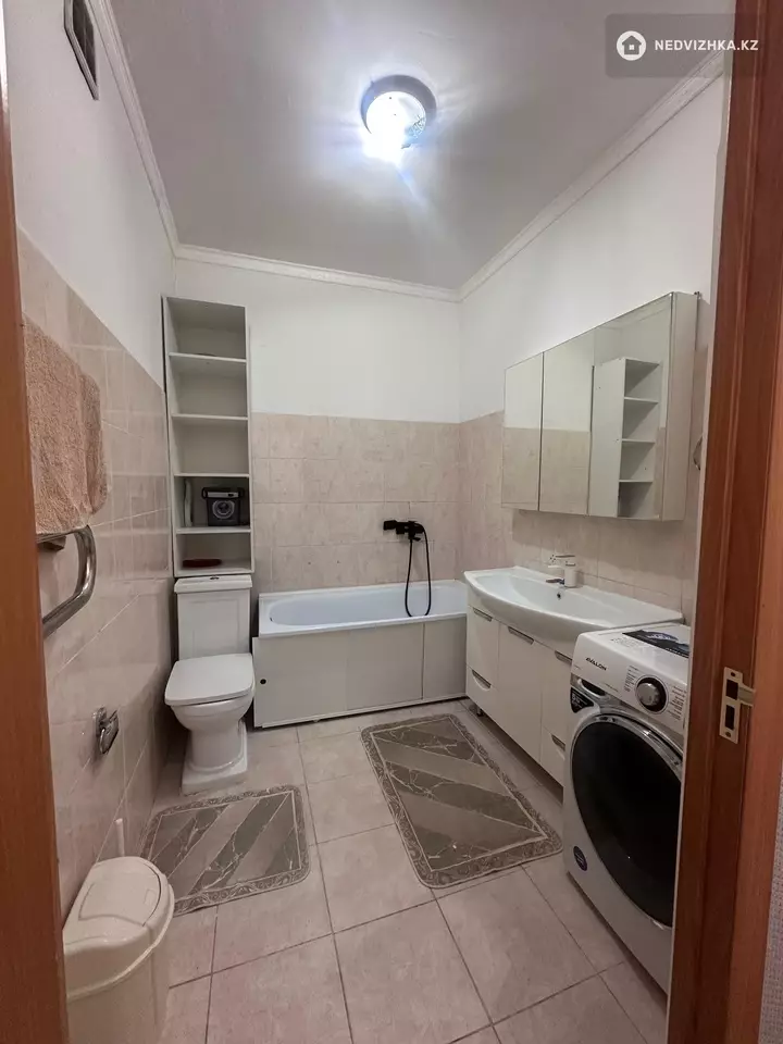 1-комнатная квартира, этаж 4 из 5, 48 м², На длительный срок, фотография 2