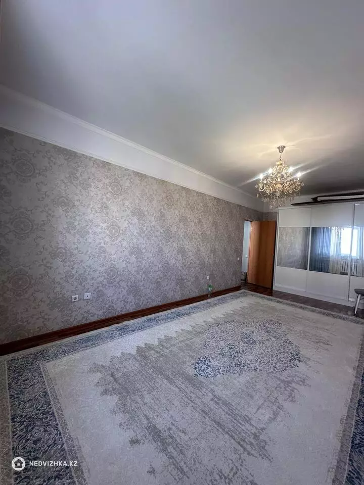 1-комнатная квартира, этаж 4 из 5, 48 м², На длительный срок, фотография 5