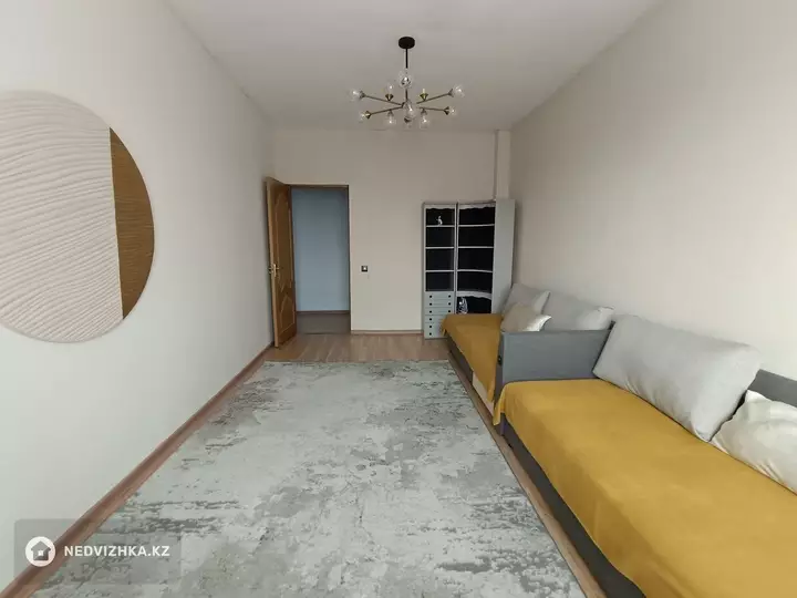 2-комнатная квартира, этаж 6 из 6, 64 м², фотография 4