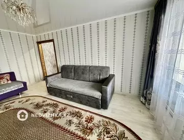 2-комнатная квартира, этаж 6 из 10, 70 м², Посуточно