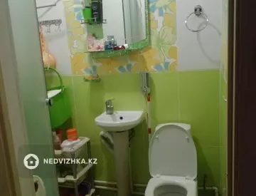2-комнатная квартира, этаж 2 из 2, 38 м²