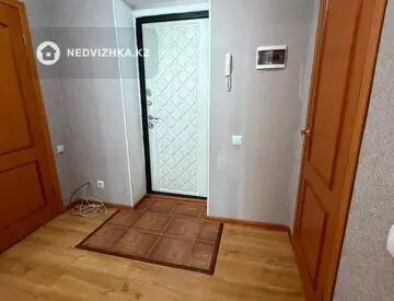 1-комнатная квартира, этаж 4 из 5, 38 м², миниатюра 7
