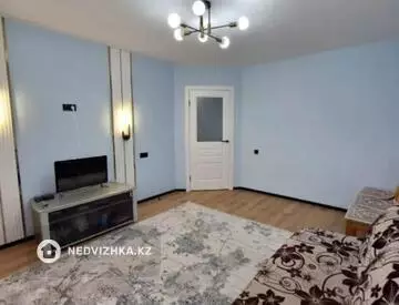 1-комнатная квартира, этаж 8 из 9, 40 м²