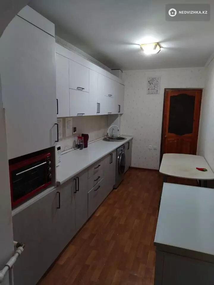 3-бөлмелі пәтер, қабат 3 барлық қабат саны 10, 63 м², 4-фотосурет