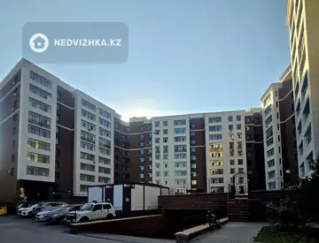 1-комнатная квартира, этаж 9 из 10, 40 м², миниатюра 11