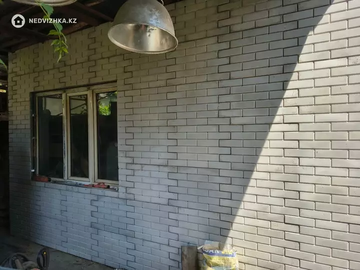 8-комнатный дом, 5 соток, 230 м², фотография 2