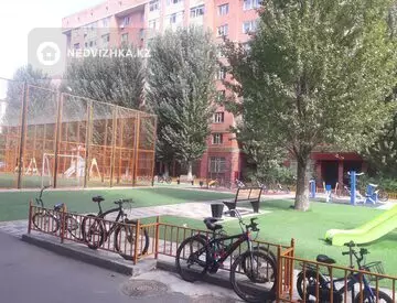 3-комнатная квартира, этаж 3 из 9, 94 м²