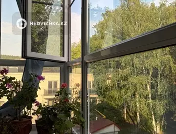 2-комнатная квартира, этаж 4 из 5, 78 м²