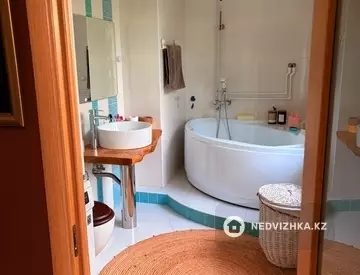 2-комнатная квартира, этаж 4 из 5, 78 м², миниатюра 8