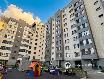 1-комнатная квартира, этаж 8 из 10, 48 м², миниатюра 11