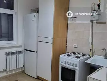 2-комнатная квартира, этаж 7 из 9, 62 м², миниатюра 6