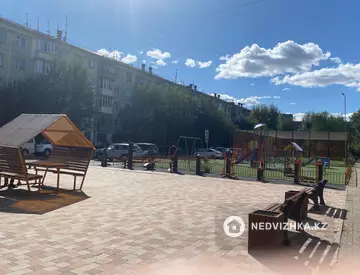 3-комнатная квартира, этаж 3 из 5, 58 м², миниатюра 11