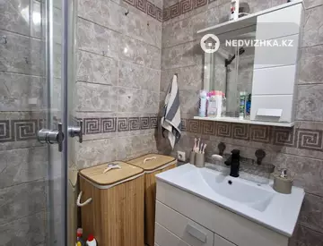 3-комнатная квартира, этаж 3 из 5, 58 м², миниатюра 4