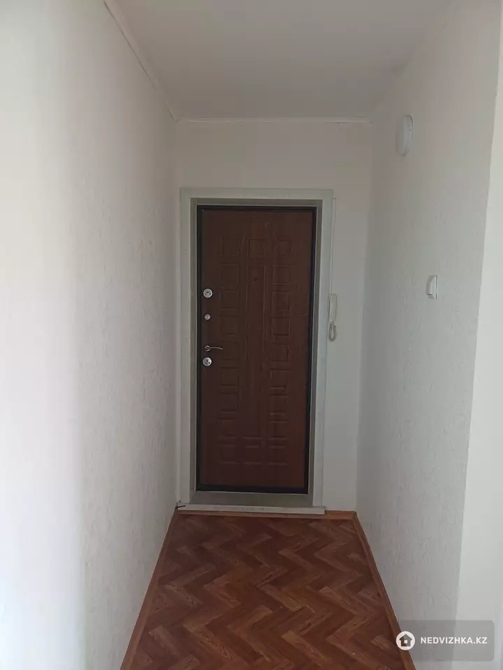 1-комнатная квартира, этаж 3 из 5, 35 м², На длительный срок