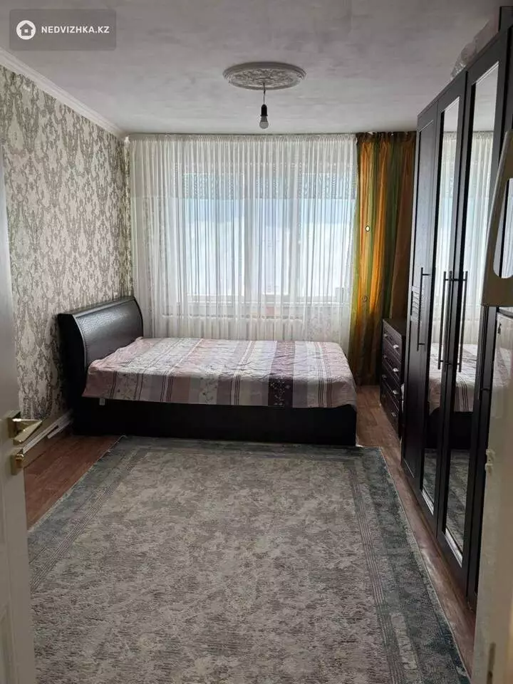 3-комнатная квартира, этаж 5 из 5, 61 м², фотография 2