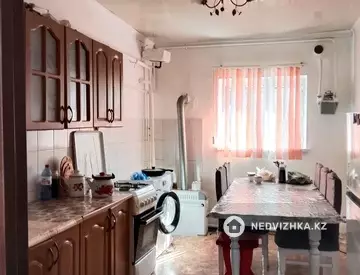4-комнатный дом, 8 соток, 130 м²