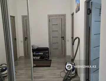 2-комнатная квартира, этаж 5 из 13, 60 м²