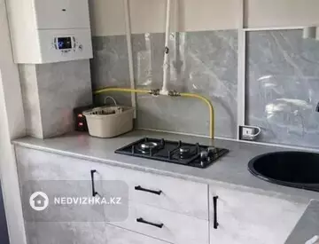 2-комнатная квартира, этаж 1 из 4, 45 м², миниатюра 8